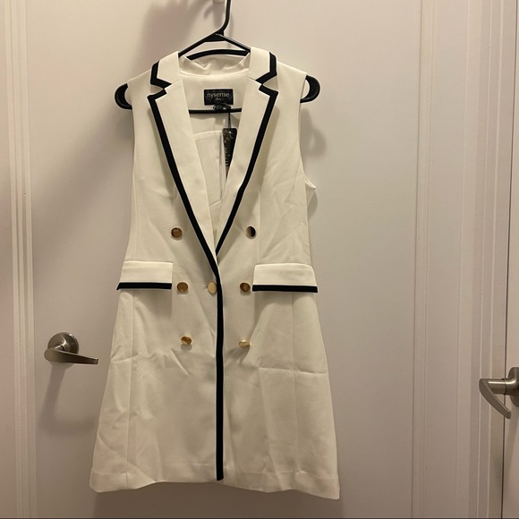 Almost bran new dresses for sale all together with a great price - Picture 9 of 9